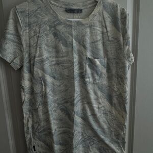 Icebreaker Gray Abstract Short Sleeve Tee